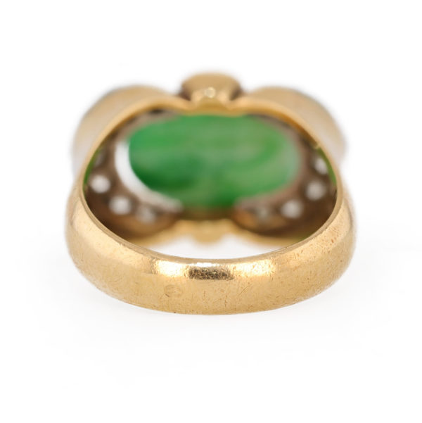 Bague jade cabochon lignes de diamants en demi lune