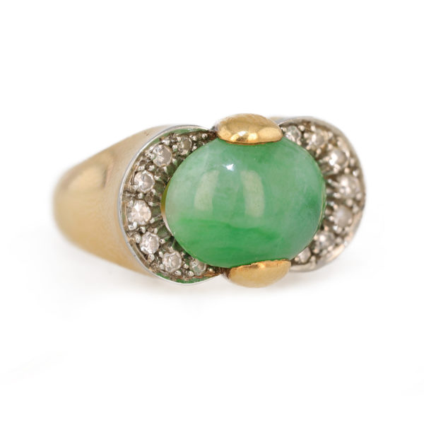 Bague jade cabochon lignes de diamants en demi lune