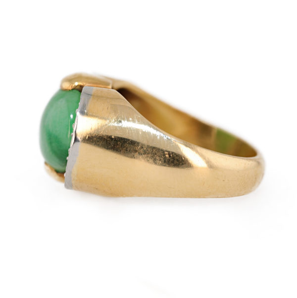 Bague jade cabochon lignes de diamants en demi lune