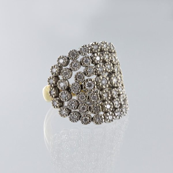 Bague courbe multi diamants