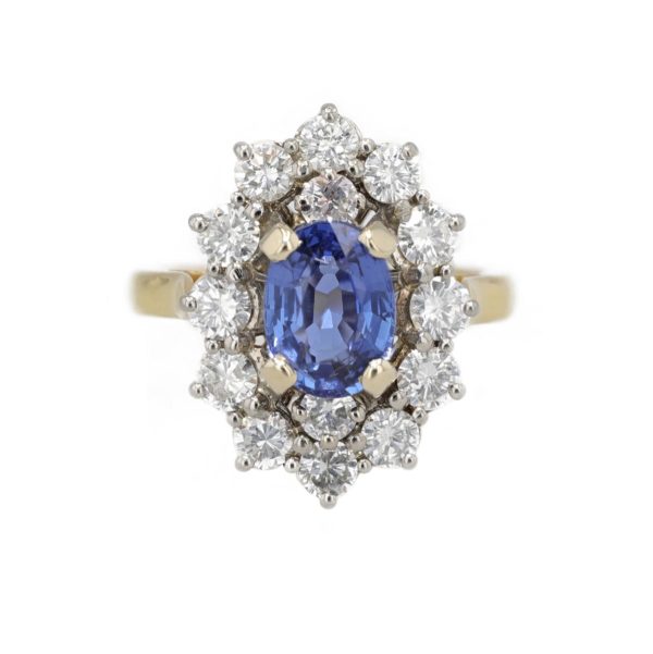 Bague marquise avec saphir et entourage diamants