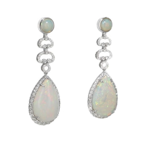 Boucles d'oreilles pendantes opales