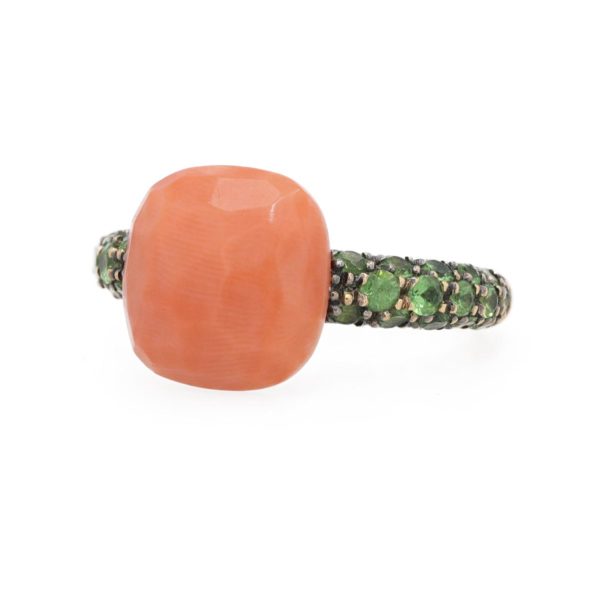 Bague POMELLATO modèle CAPRI en corail et pavage de grenats tsavorite