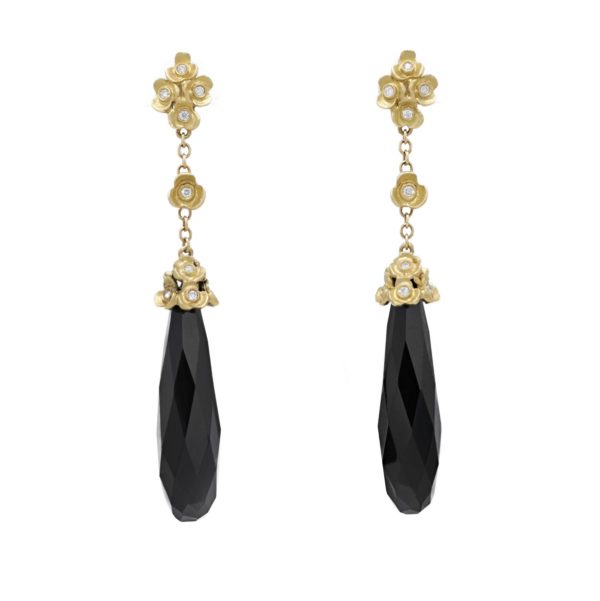 Boucles d'oreilles pendantes fleurs de diamants et gouttes briolettes Onyx