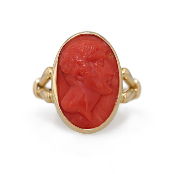 Bague camée en corail