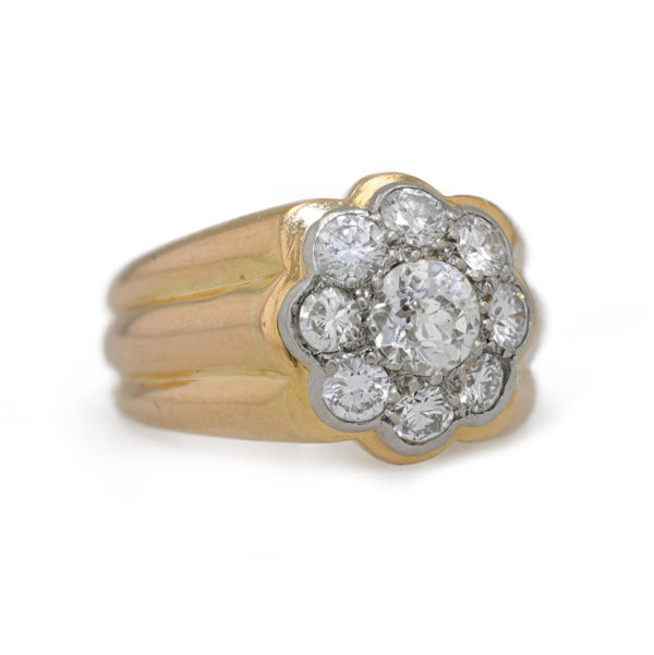 Bague chevalière marguerite diamants