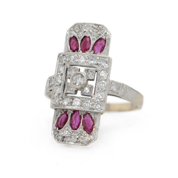 Bague rectangle Art Déco rubis et diamants