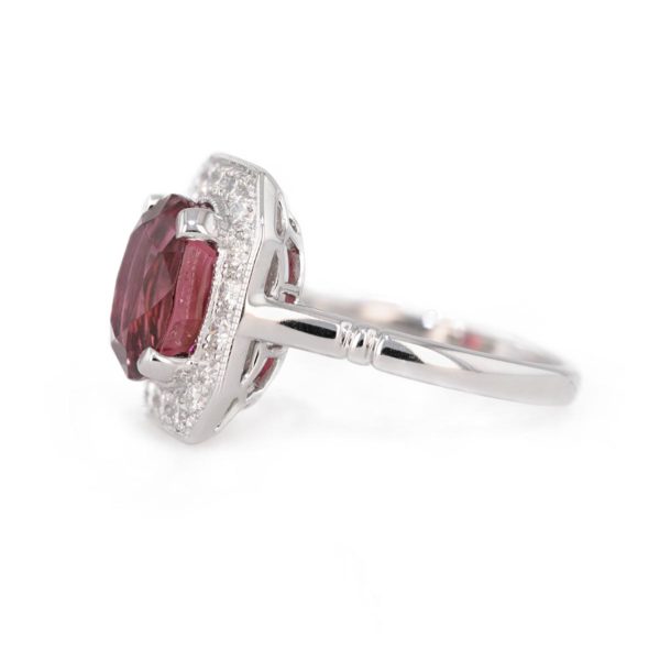 Bague marguerite style Art Déco grenat rhodolite pavage diamants