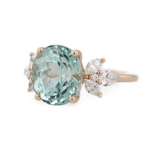 Bague Tourmaline bleue et diamants poires et navettes