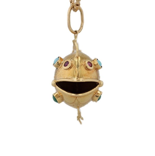 Pendentif Poisson multi turquoises avec des yeux rubis