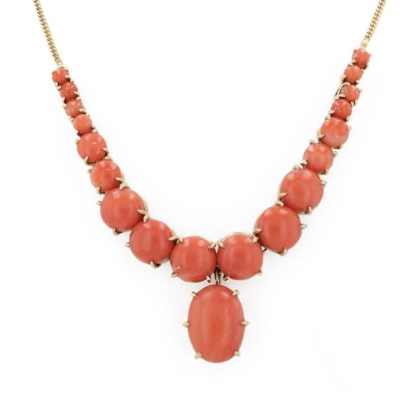 Collier ancien corail en or jaune 18 carats