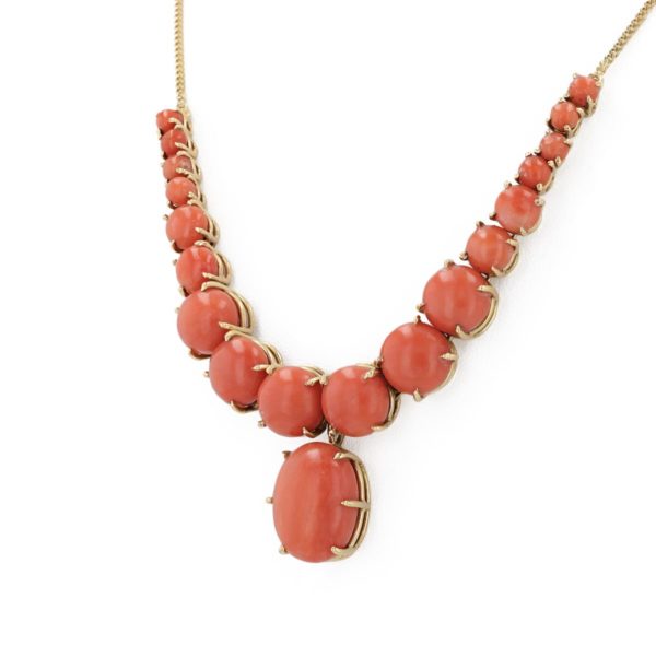 Collier ancien corail en or jaune 18 carats