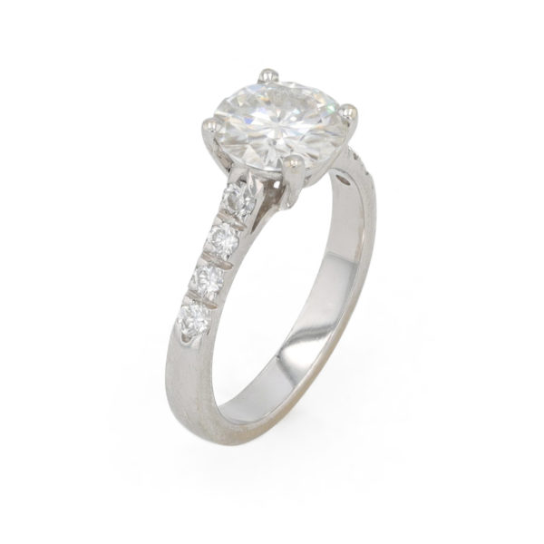 Bague solitaire diamant femme en or blanc 18 carats